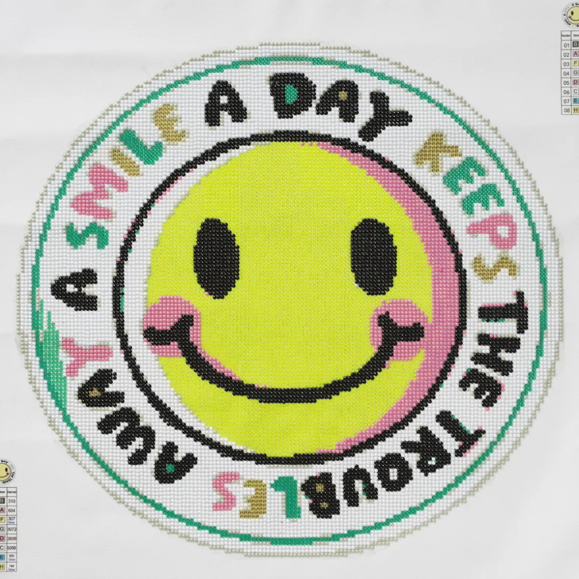 Bling Dots Glow, diamond painting for barn fra 8 år – selvlysende smilefjes Ø40 cm