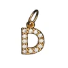 Bokstavanheng med strass D – lengde 7 mm, messing, belagt med 9 karat gull