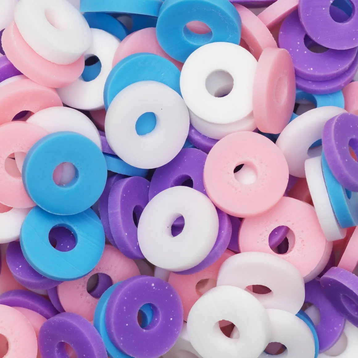 Heishi-perler i rør – herlig blanding med hvite, rosa og turkise heishis, Ø6 mm