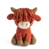Hooked DIY-kit Cow Aidan, hekle en søt amigurumi-ku, lengde 18 cm