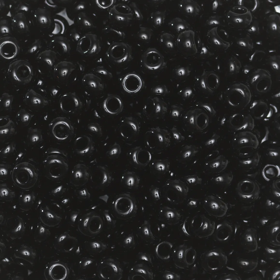 Rocaillesperle 6/0 Sort opak
