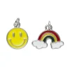 2 sølvfargede anheng / charms smilefjes i gult Ø13 mm, regnbue farger 19×12 mm