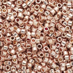 TOHO-perler 11/0 – gullsølv metallic, PF552 PF galvanized sweet blush