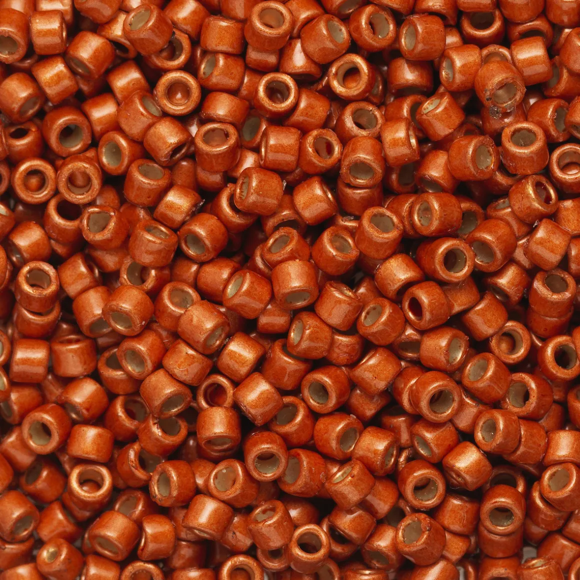 TOHO-perler 11/0 – rust metallic matt, PF562F PF galvanized matte saffron