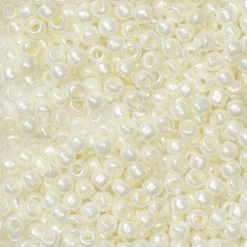 TOHO-perler runde 11/0 – perlemor, 122 Opaque lustered navajo white