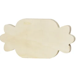 Trefigur sukkertøy – høyde 8,5 cm, bredde 16,5 cm, tykkelse 1,7 cm
